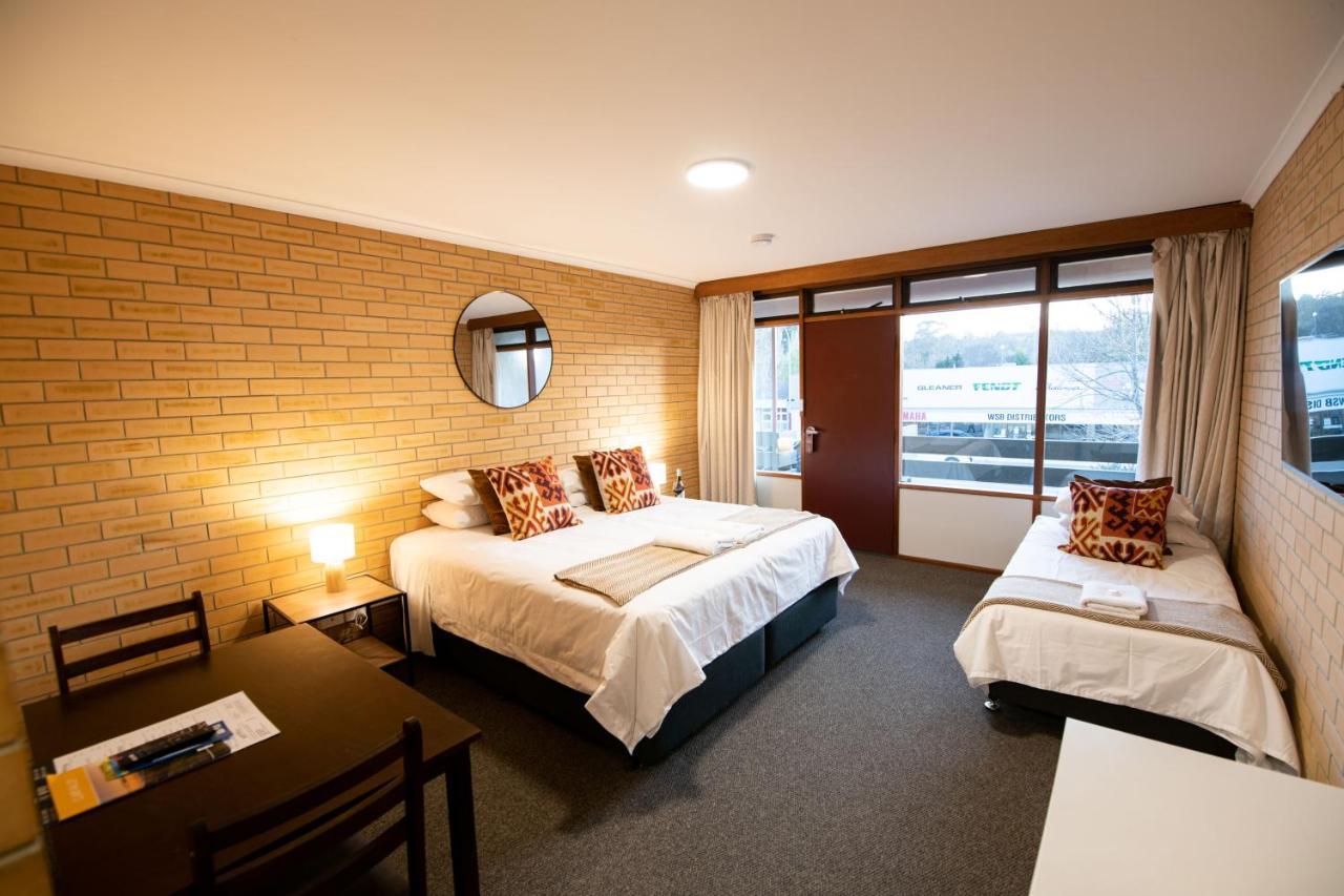 Bentley'S Hotel Клэр Экстерьер фото